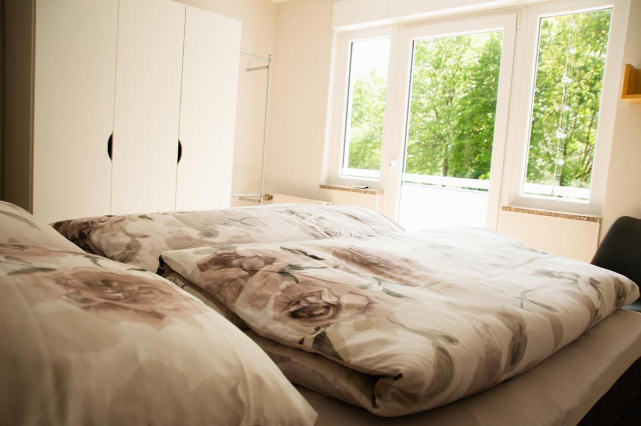 Naturnahe Schoene Neu Gestaltete Ferienwohnung วัวร์เซเลน ภายนอก รูปภาพ
