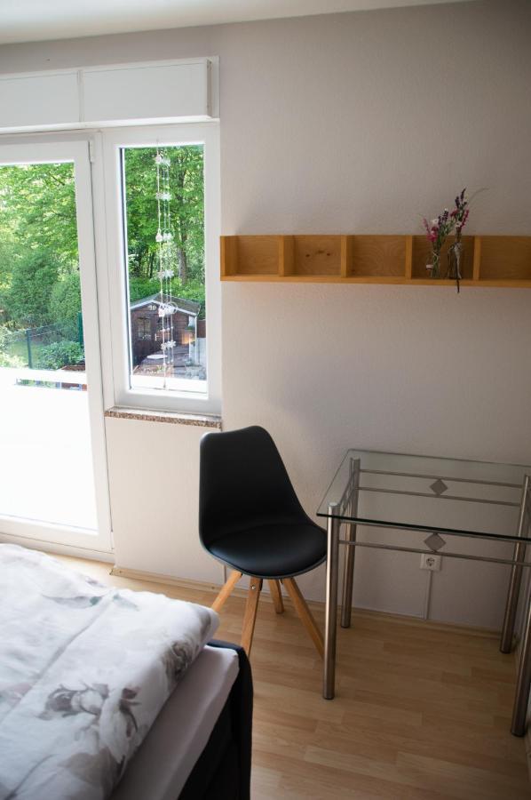 Naturnahe Schoene Neu Gestaltete Ferienwohnung วัวร์เซเลน ภายนอก รูปภาพ
